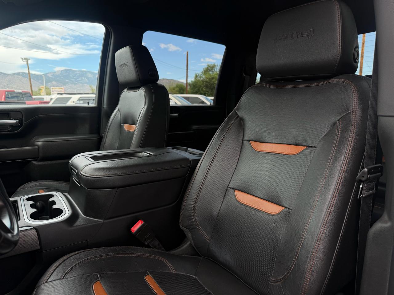 GMC Sierra 2500HD 4WD Crew Cab 159" AT4 2022