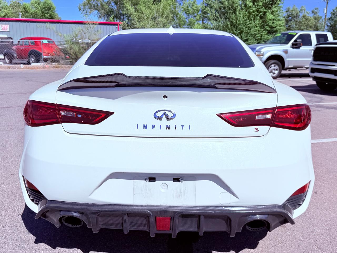 Infiniti Q60 Red Sport 400 RWD 2018