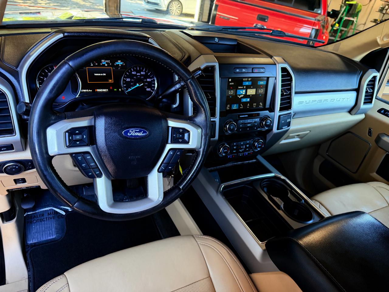 Ford Super Duty F-250 Crew Cab 156" Lariat 4WD 2019