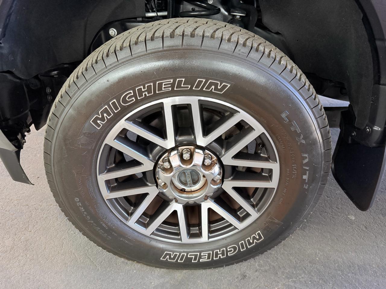 Ford Super Duty F-250 Crew Cab 156" Lariat 4WD 2019