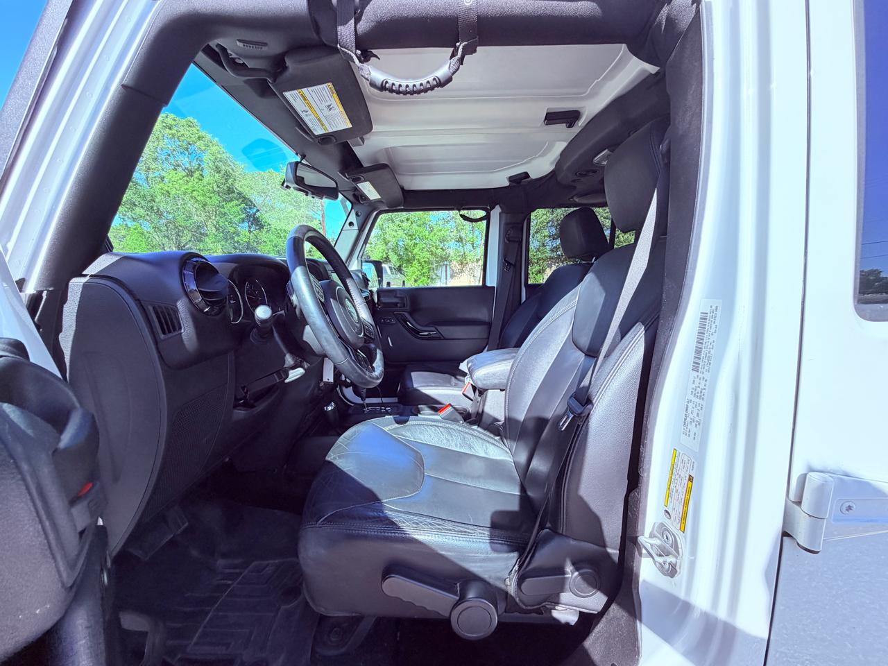 Jeep Wrangler Unlimited 4WD 4dr Altitude 2014
