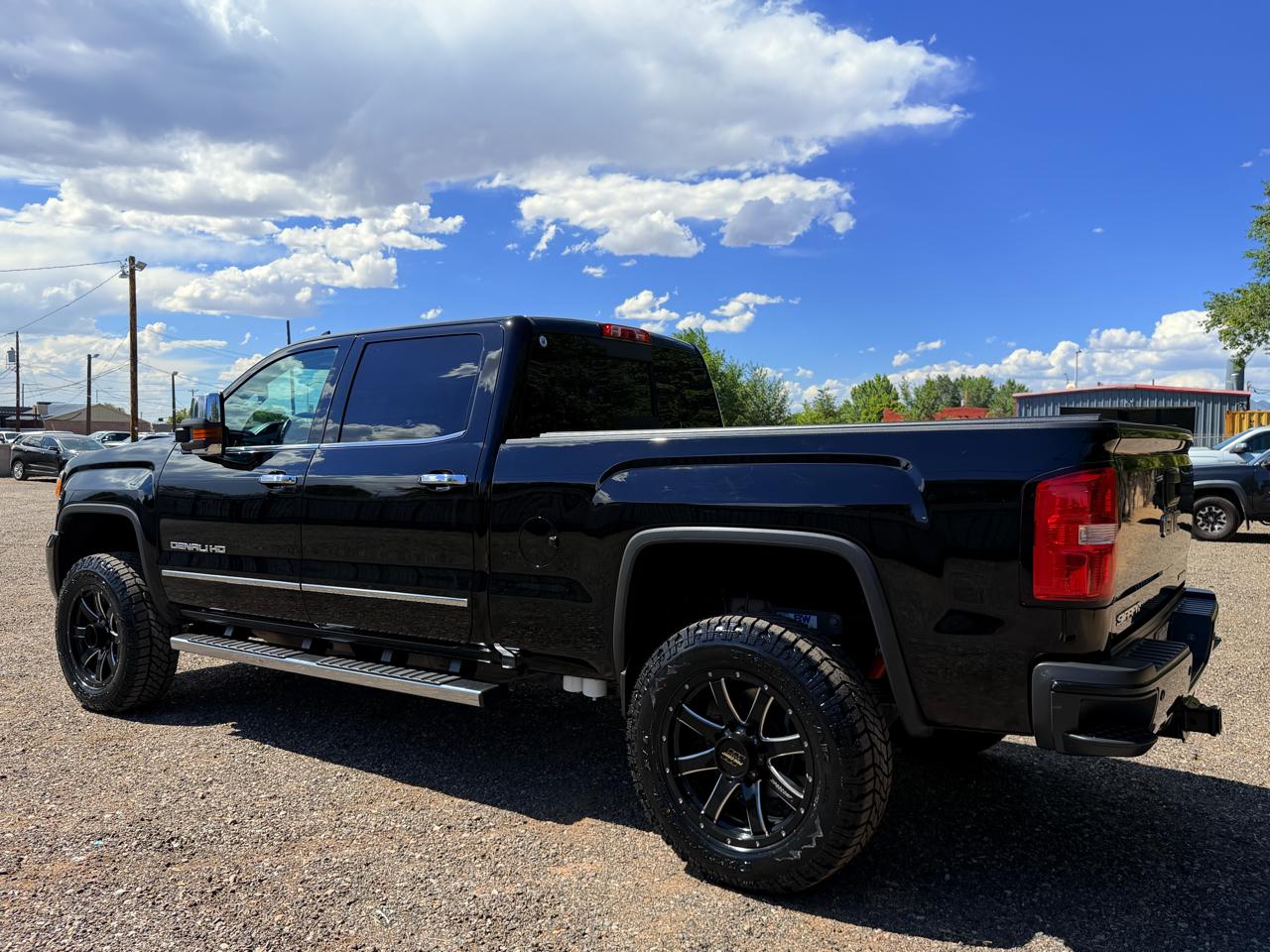 GMC Sierra 2500HD 4WD Crew Cab 153.7" Denali 2016
