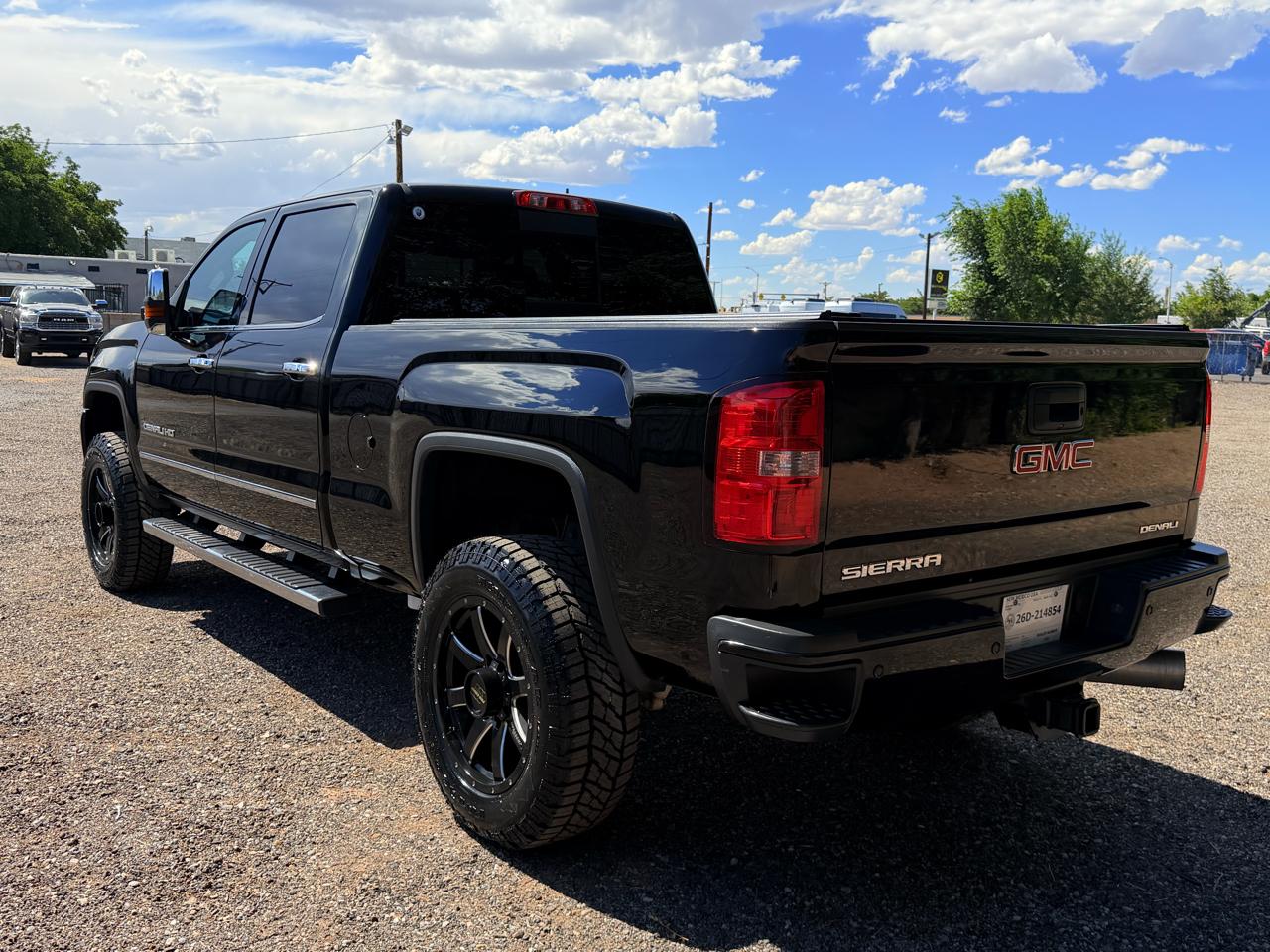 GMC Sierra 2500HD 4WD Crew Cab 153.7" Denali 2016