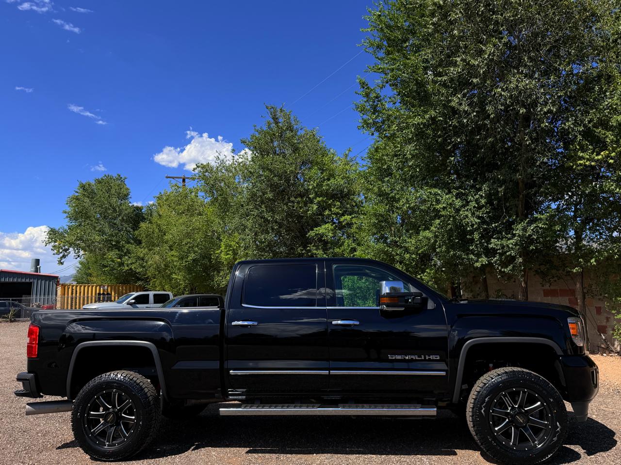 GMC Sierra 2500HD 4WD Crew Cab 153.7" Denali 2016