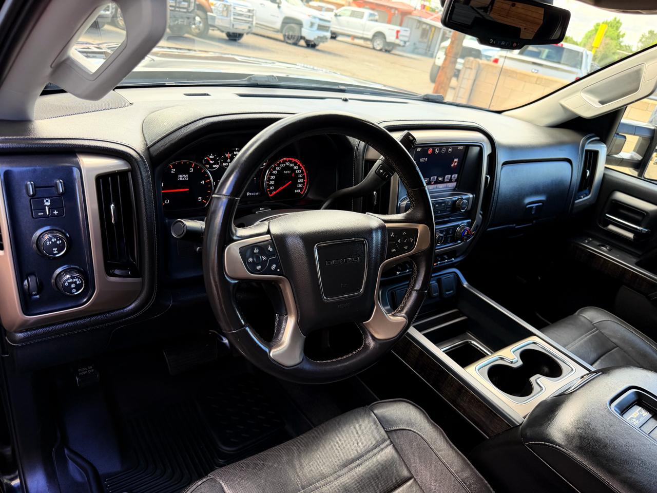 GMC Sierra 2500HD 4WD Crew Cab 153.7" Denali 2016