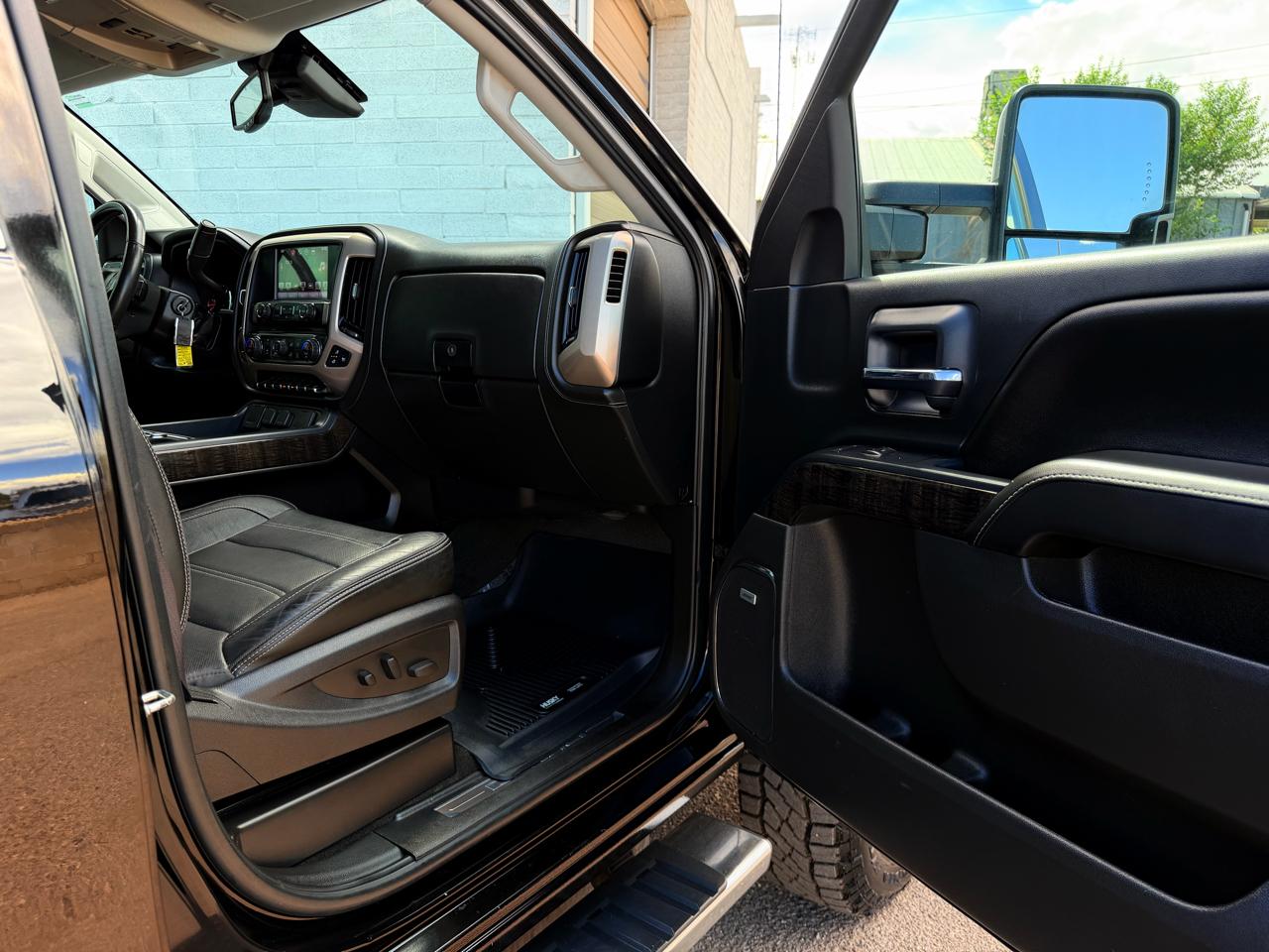 GMC Sierra 2500HD 4WD Crew Cab 153.7" Denali 2016