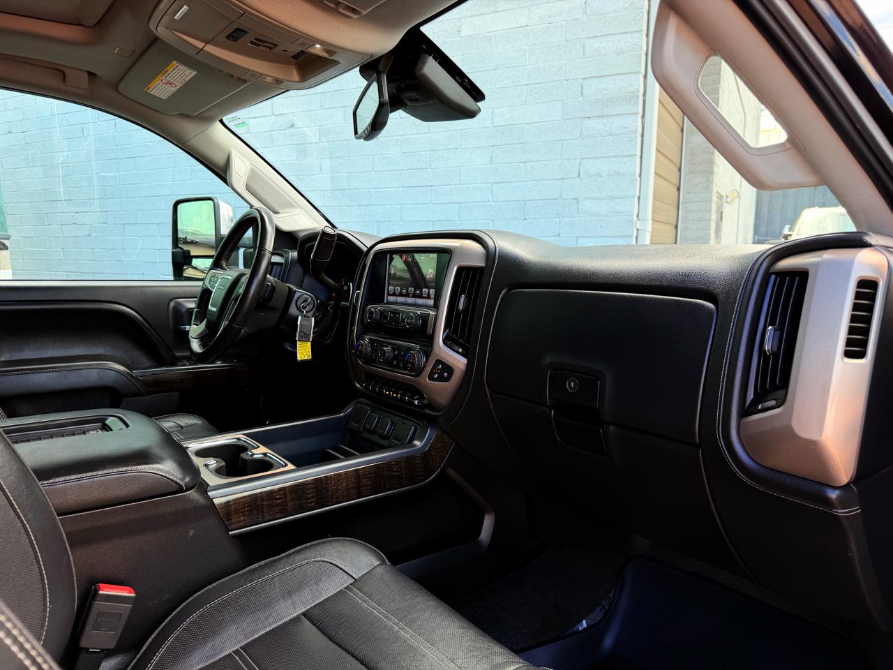 GMC Sierra 2500HD 4WD Crew Cab 153.7" Denali 2016