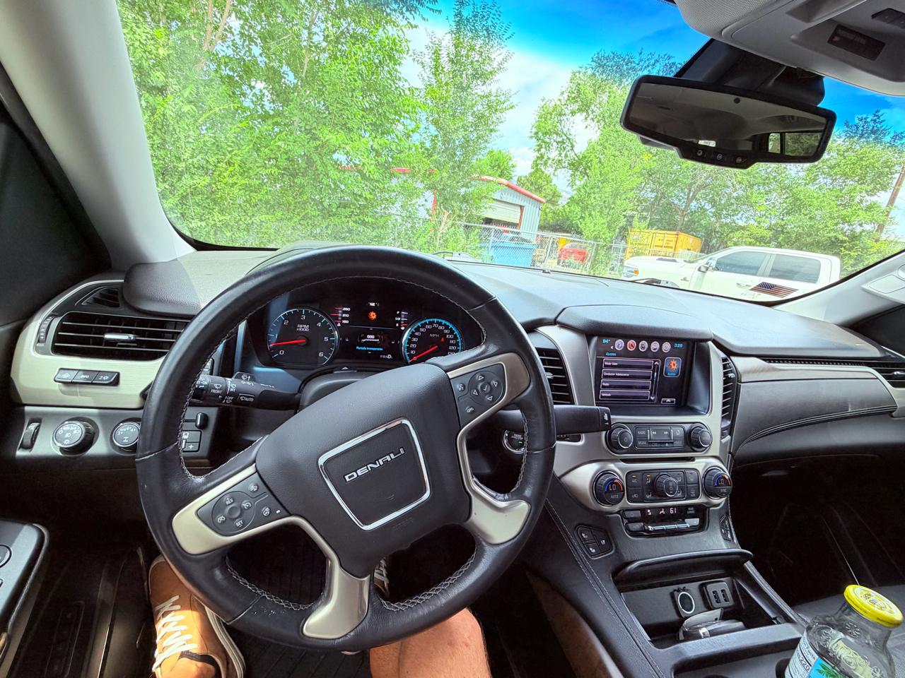 GMC Yukon XL 4WD 4dr Denali 2019