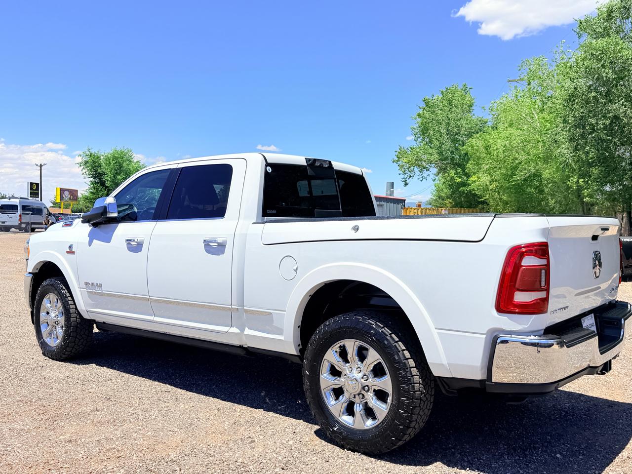RAM 2500 Limited 4x4 Crew Cab 6'4" Box 2022