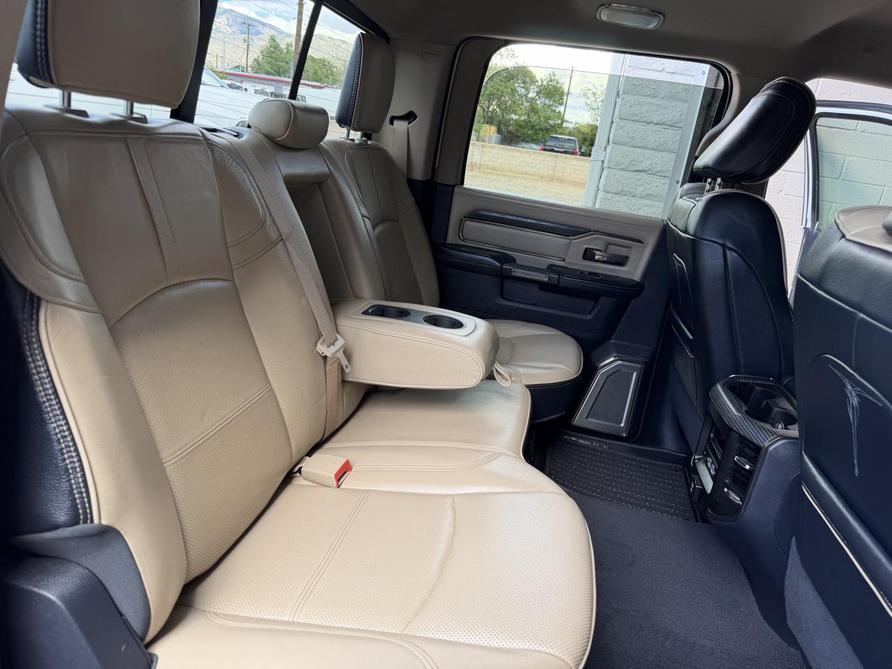 RAM 2500 Limited 4x4 Crew Cab 6'4" Box 2022