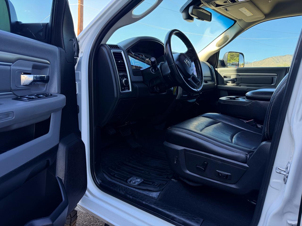 RAM 2500 SLT 4x4 Mega Cab 6'4" Box 2018