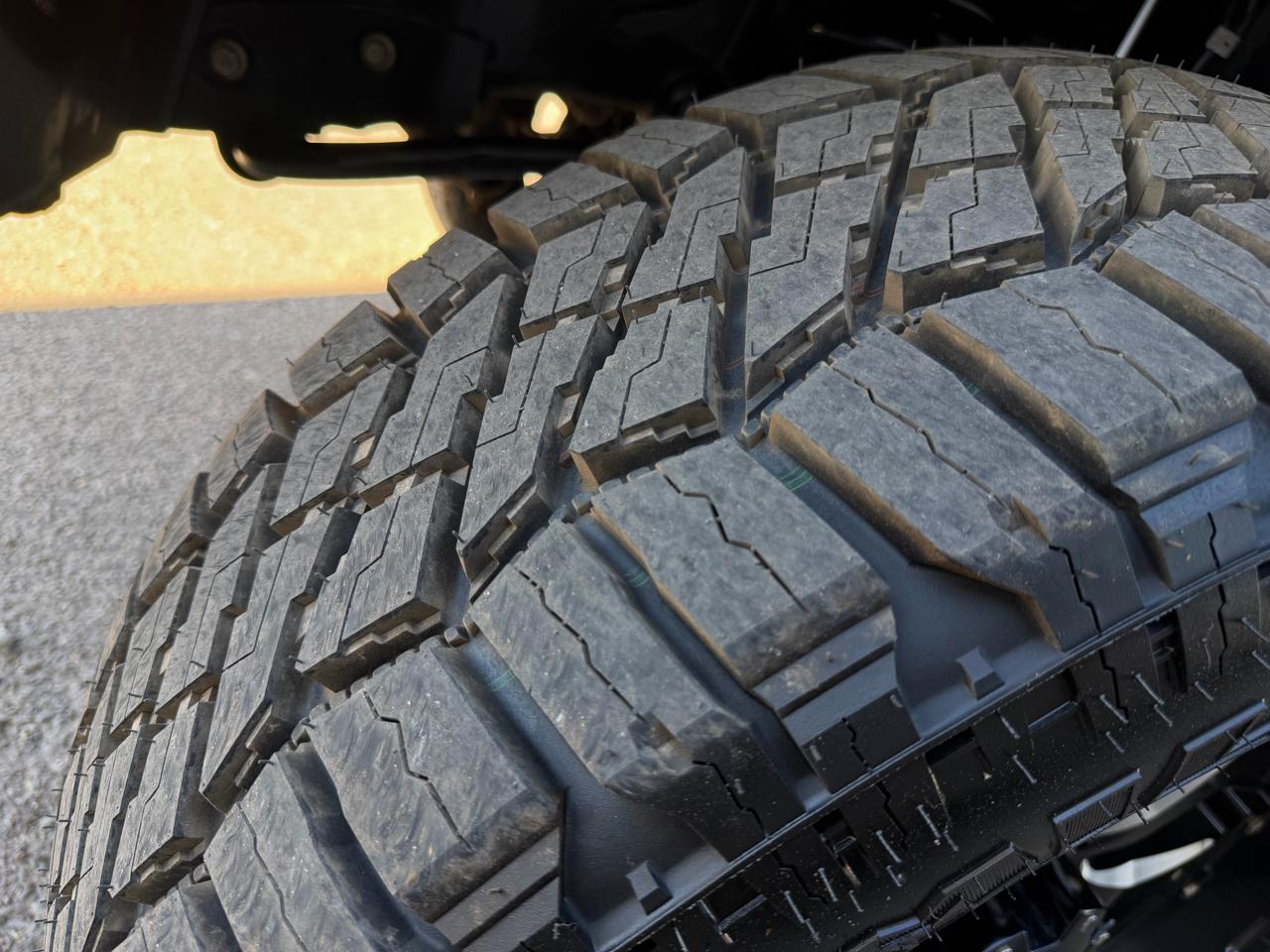 RAM 2500 SLT 4x4 Mega Cab 6'4" Box 2018