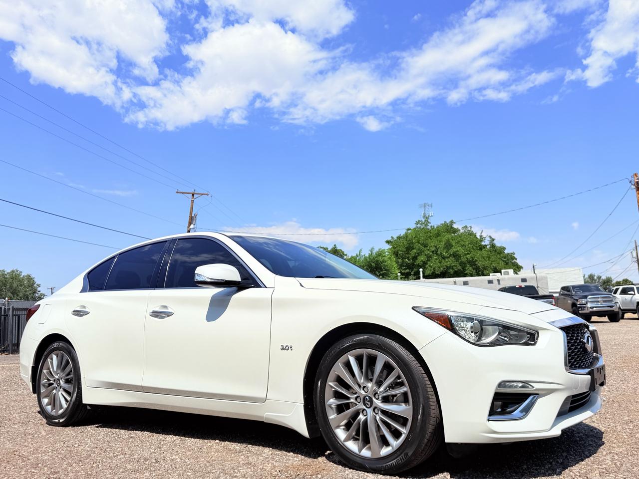 Infiniti Q50 3.0t LUXE RWD 2019