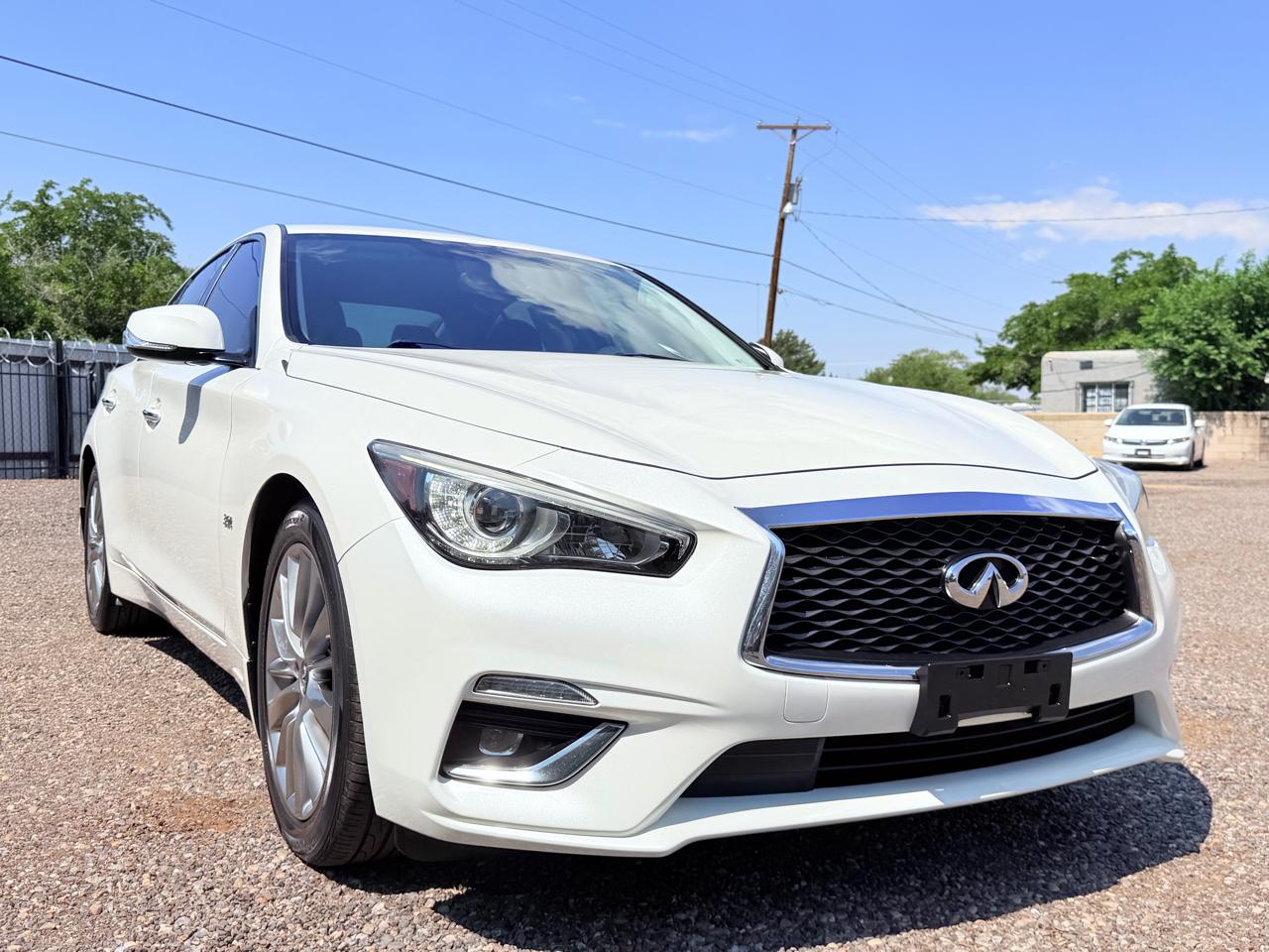 Infiniti Q50 3.0t LUXE RWD 2019