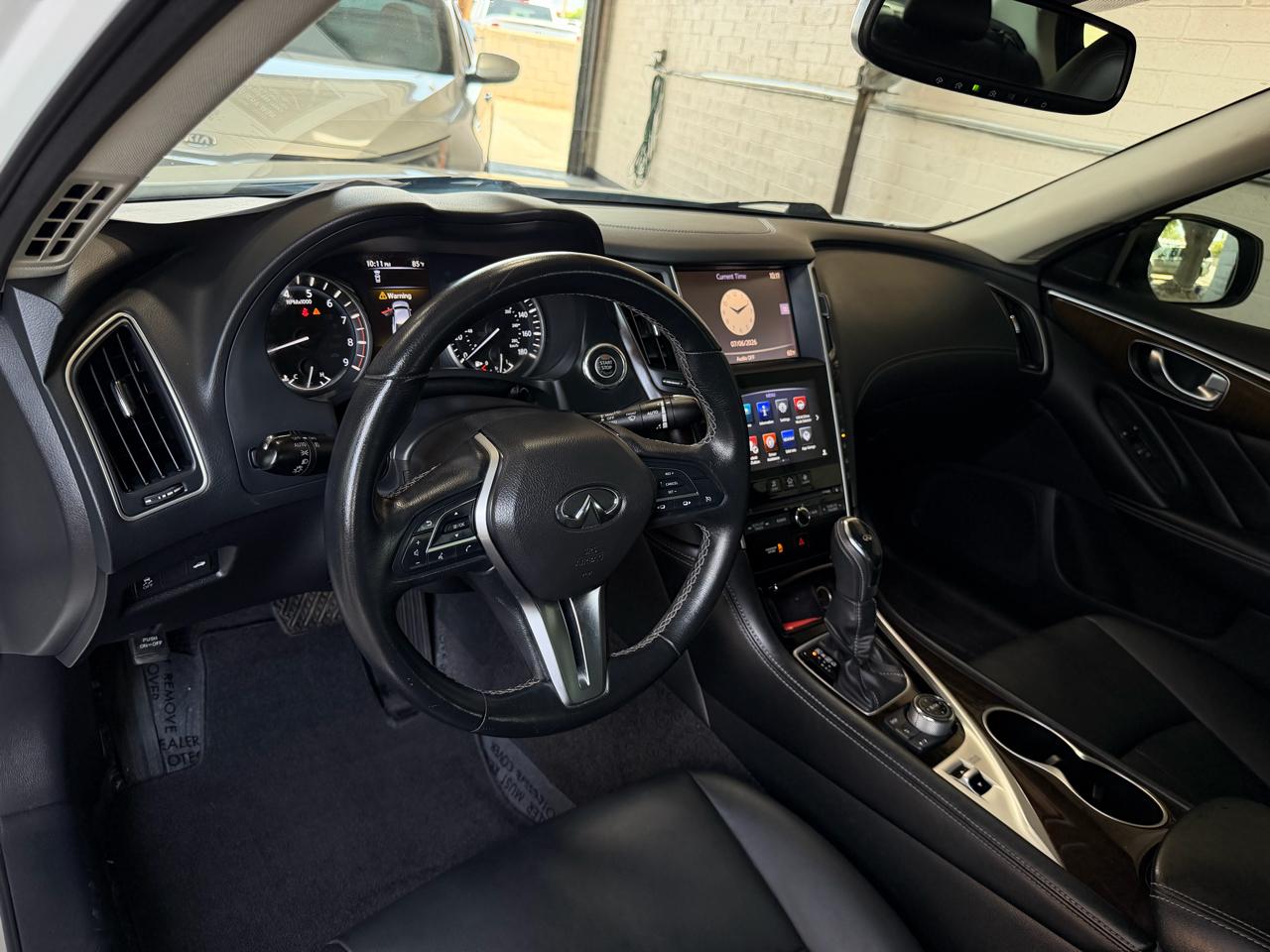 Infiniti Q50 3.0t LUXE RWD 2019