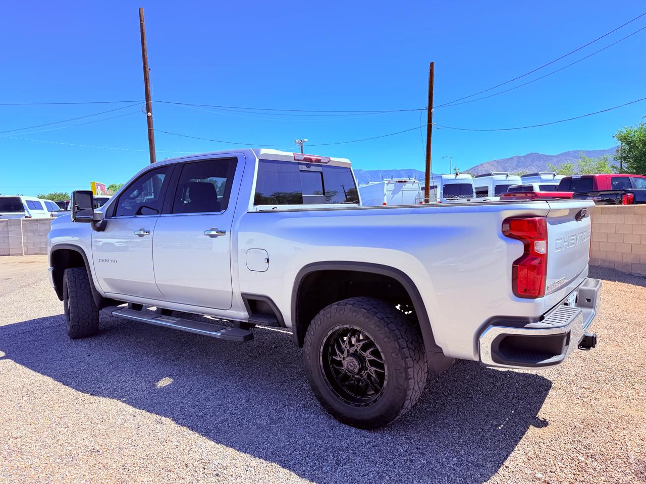 Chevrolet Silverado 2500HD 4WD Crew Cab 159" LTZ 2023