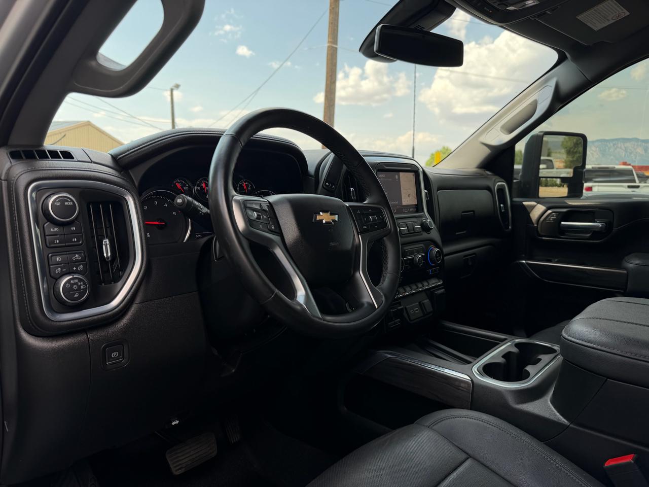 Chevrolet Silverado 2500HD 4WD Crew Cab 159" LTZ 2023