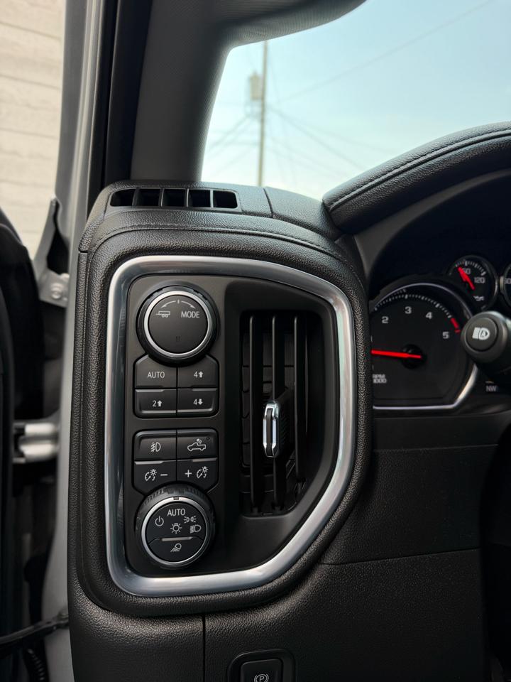 Chevrolet Silverado 2500HD 4WD Crew Cab 159" LTZ 2023