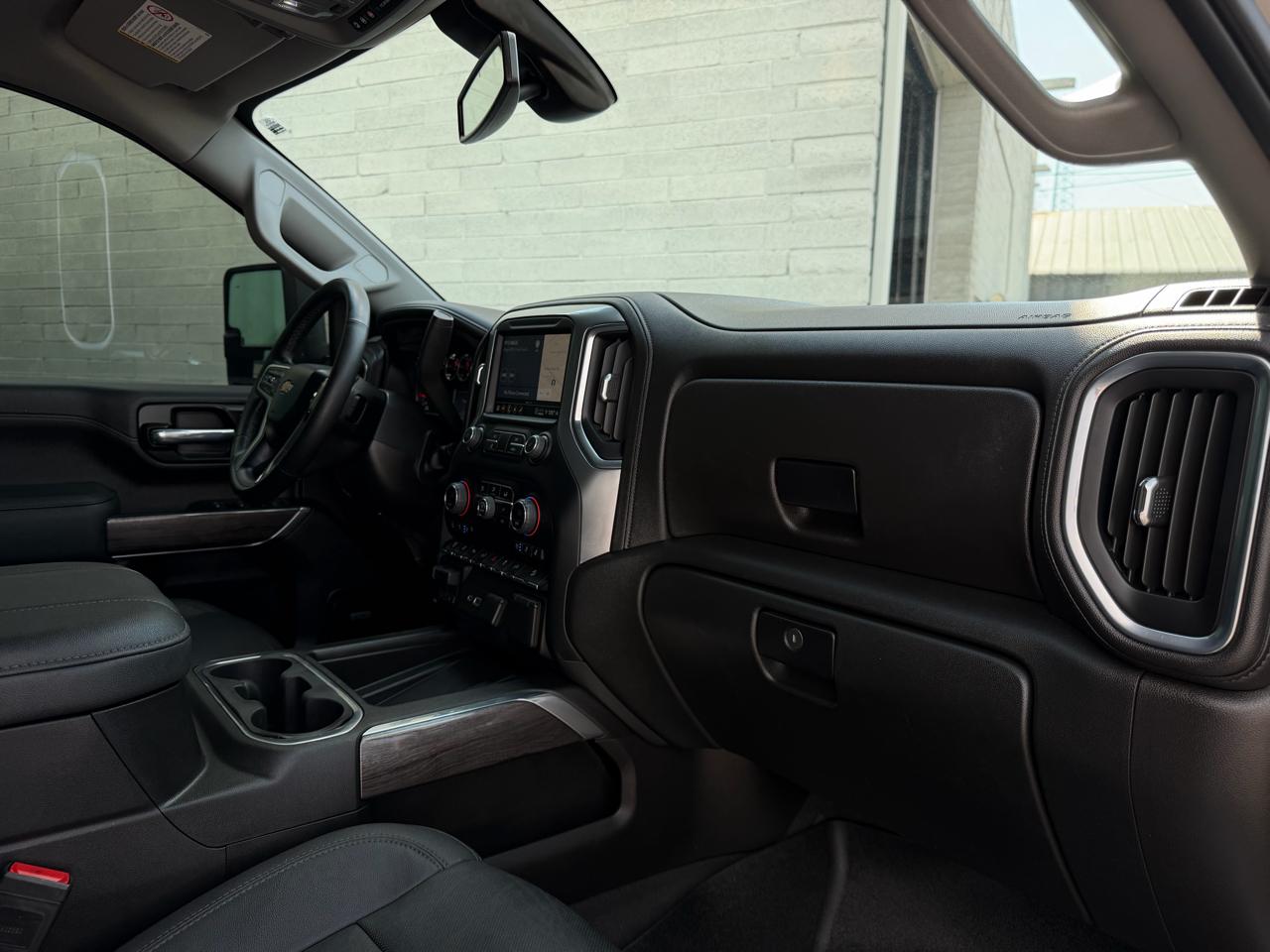 Chevrolet Silverado 2500HD 4WD Crew Cab 159" LTZ 2023