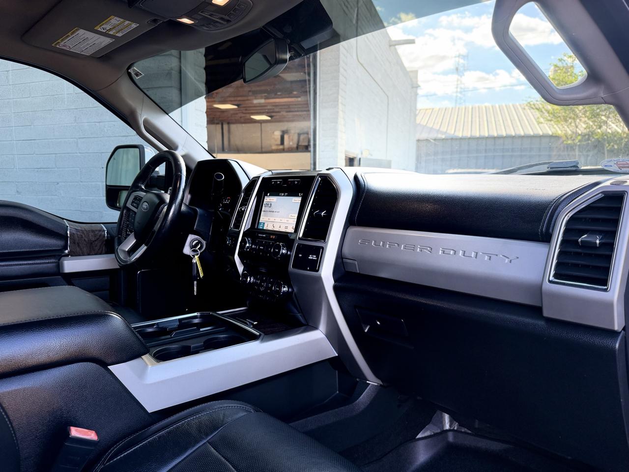 Ford Super Duty F-250 SRW Lariat 4WD SuperCab 6.75' Box 2018