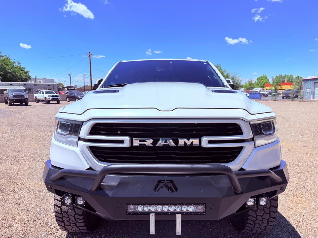 RAM 1500 Laramie 4x4 Crew Cab 5'7" Box 2019