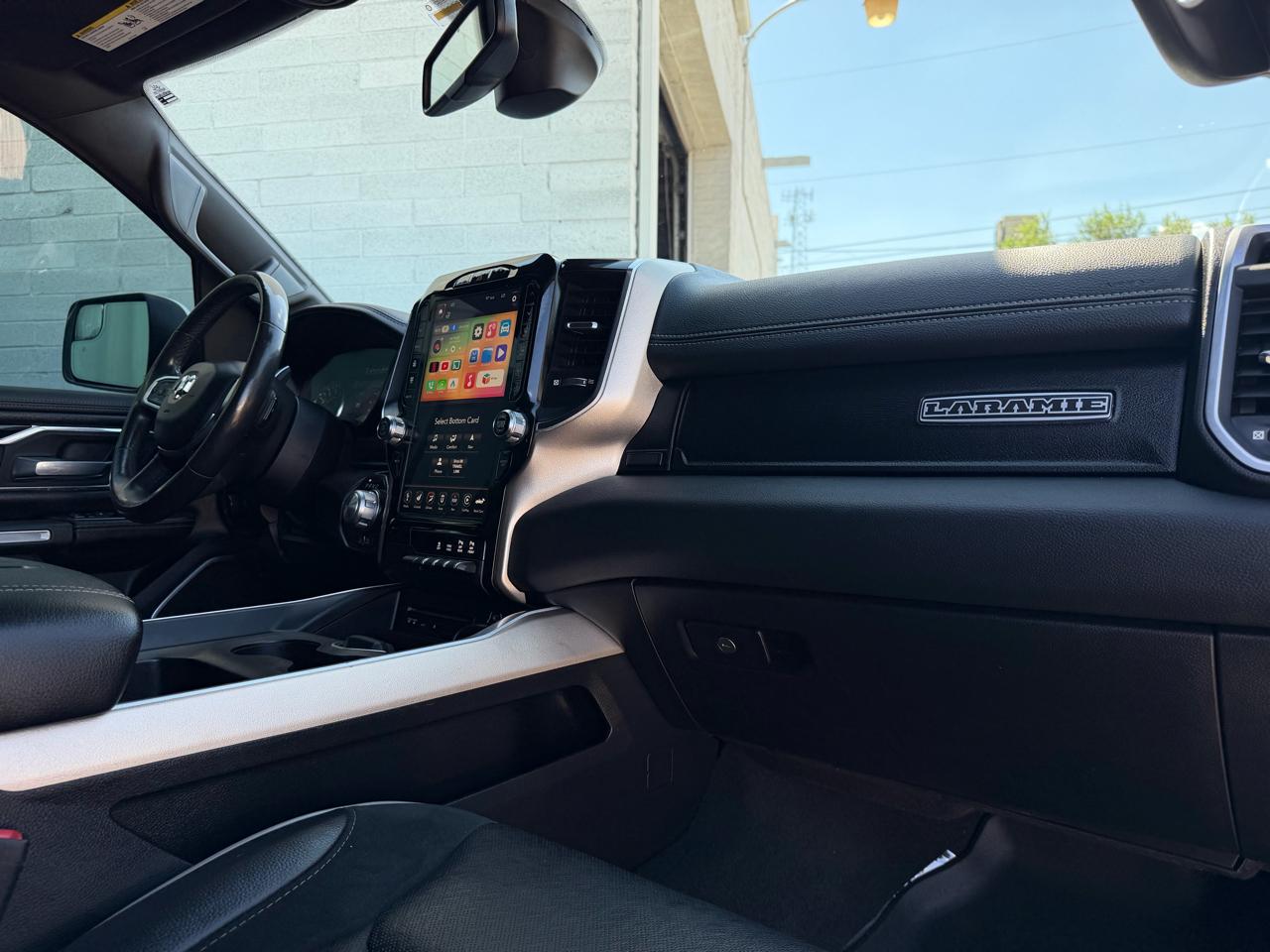 RAM 1500 Laramie 4x4 Crew Cab 5'7" Box 2019