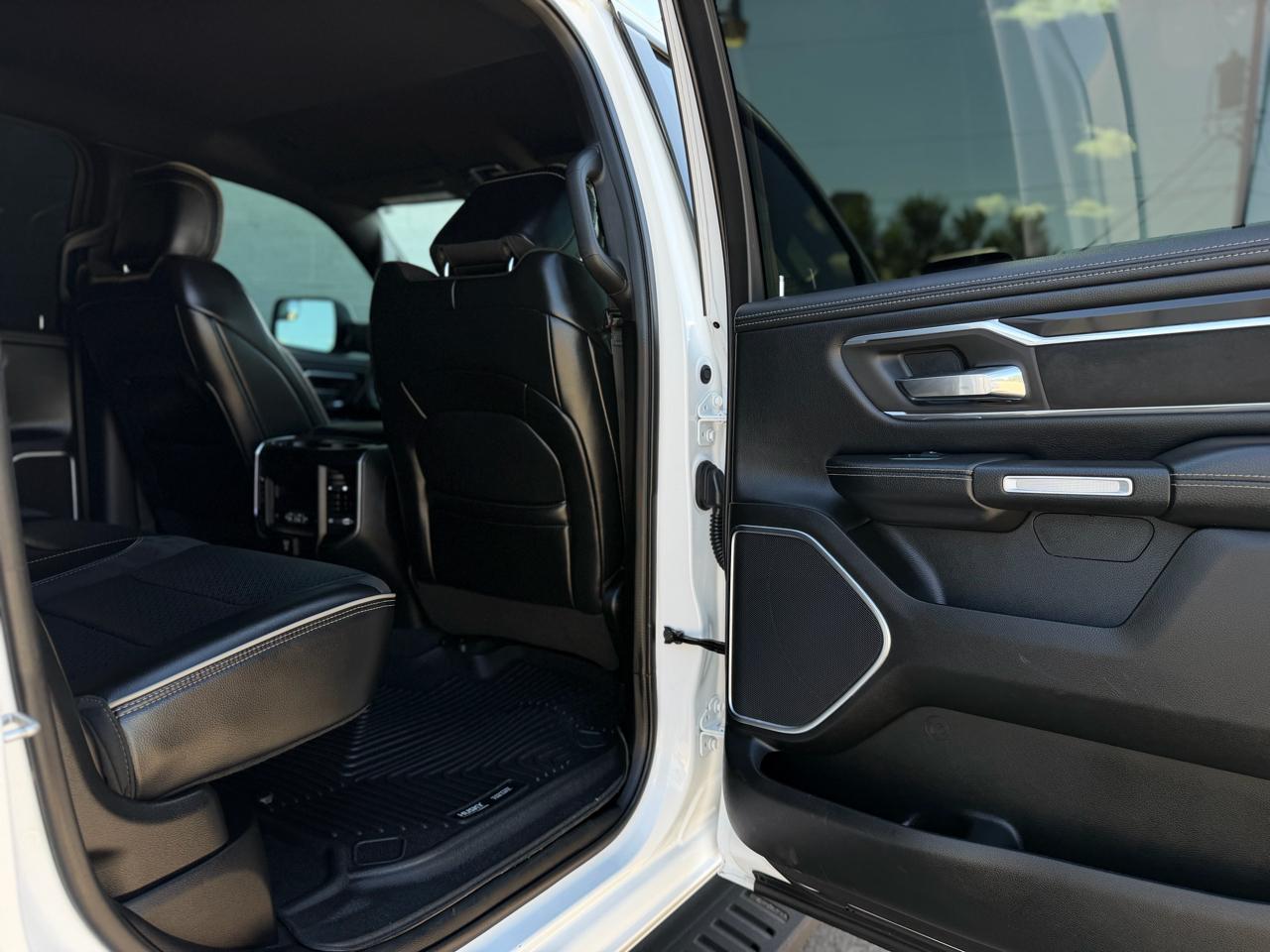 RAM 1500 Laramie 4x4 Crew Cab 5'7" Box 2019
