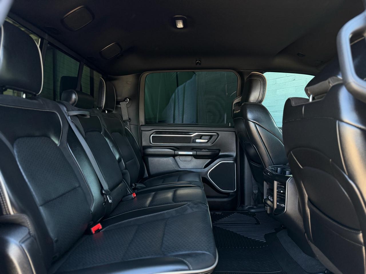 RAM 1500 Laramie 4x4 Crew Cab 5'7" Box 2019