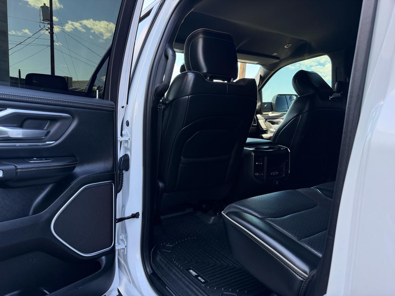 RAM 1500 Laramie 4x4 Crew Cab 5'7" Box 2019