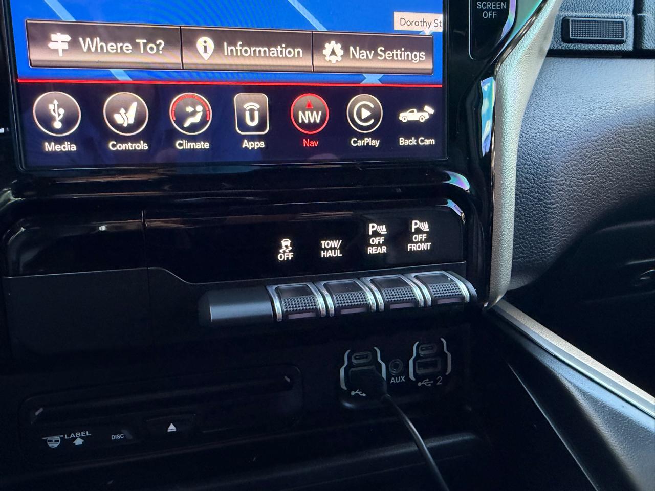 RAM 1500 Laramie 4x4 Crew Cab 5'7" Box 2019