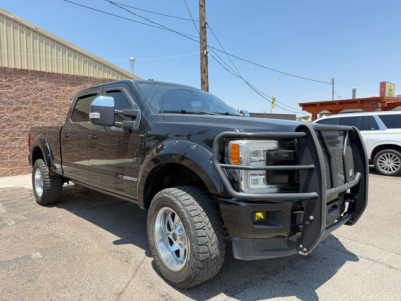Ford Super Duty F-250 SRW Platinum 4WD Crew Cab 6.75' Box 2018