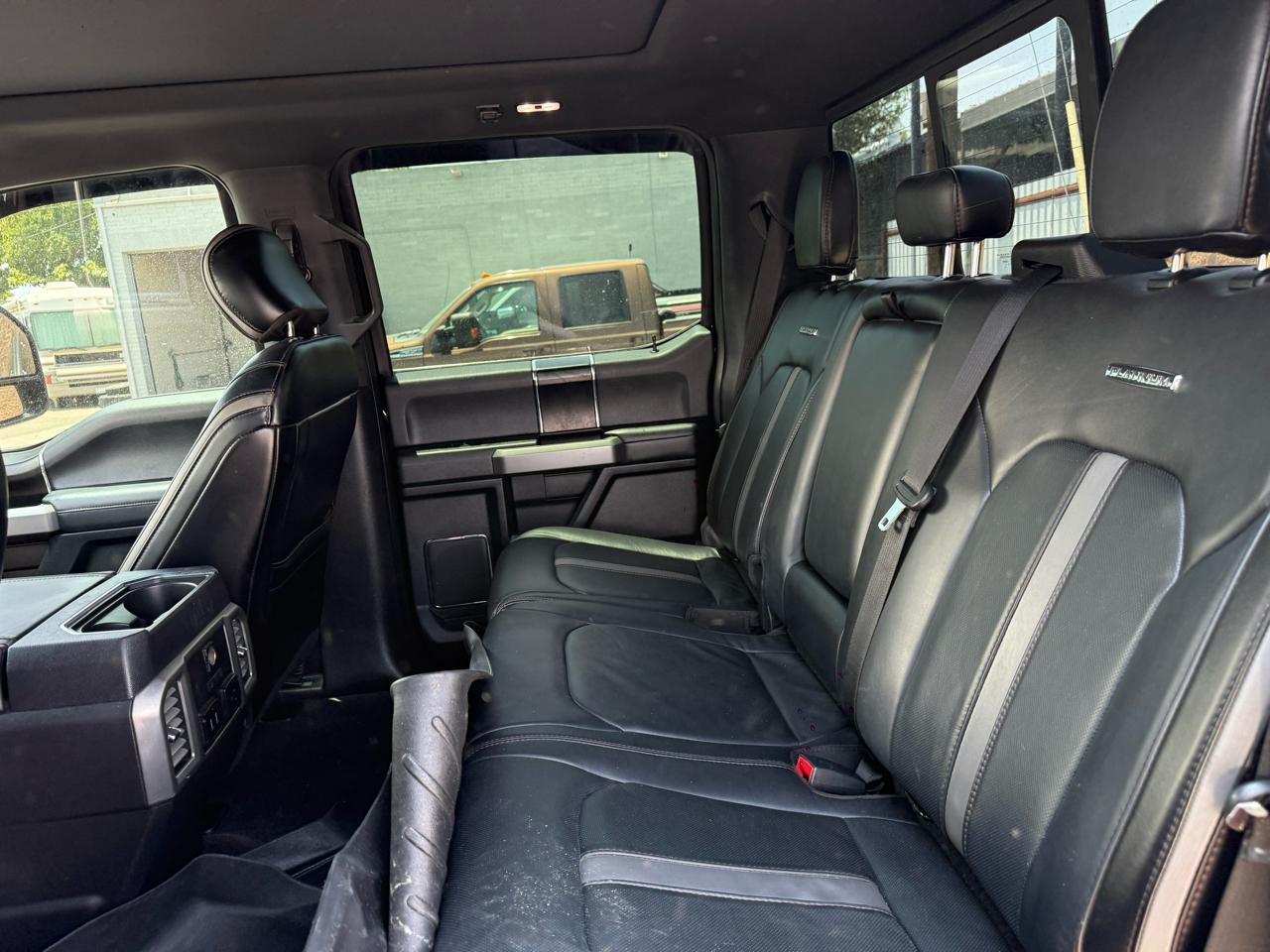 Ford Super Duty F-250 SRW Platinum 4WD Crew Cab 6.75' Box 2018