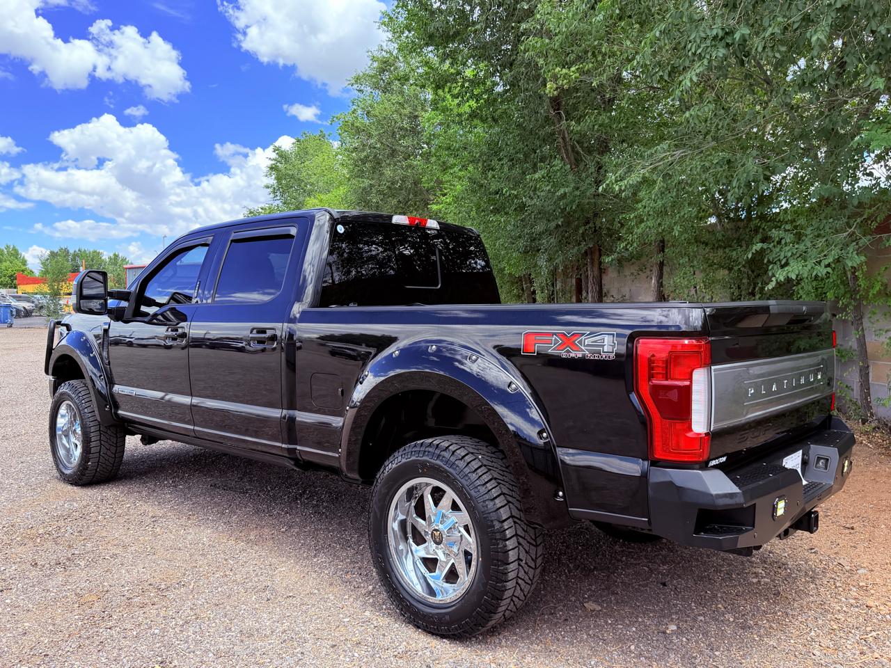 Ford Super Duty F-250 SRW Platinum 4WD Crew Cab 6.75' Box 2018