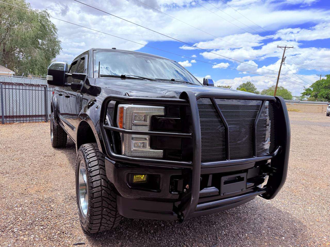 Ford Super Duty F-250 SRW Platinum 4WD Crew Cab 6.75' Box 2018
