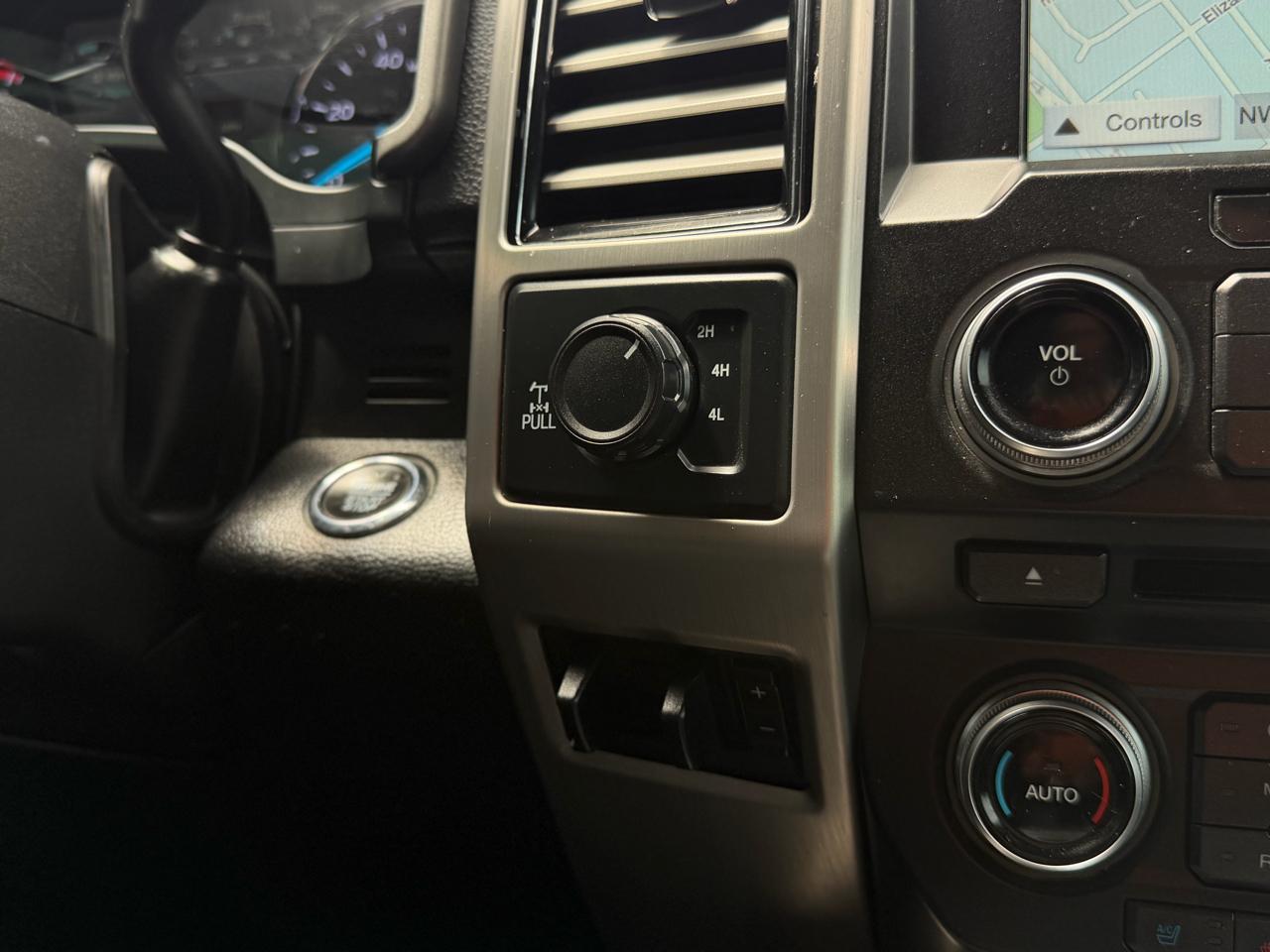 Ford Super Duty F-250 SRW Platinum 4WD Crew Cab 6.75' Box 2018