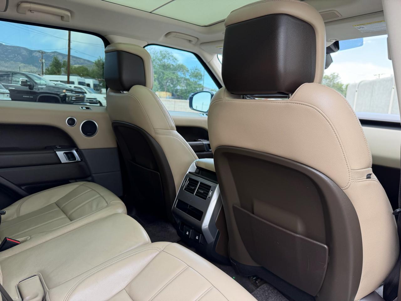 Land Rover Range Rover Sport Turbo i6 MHEV SE 2021