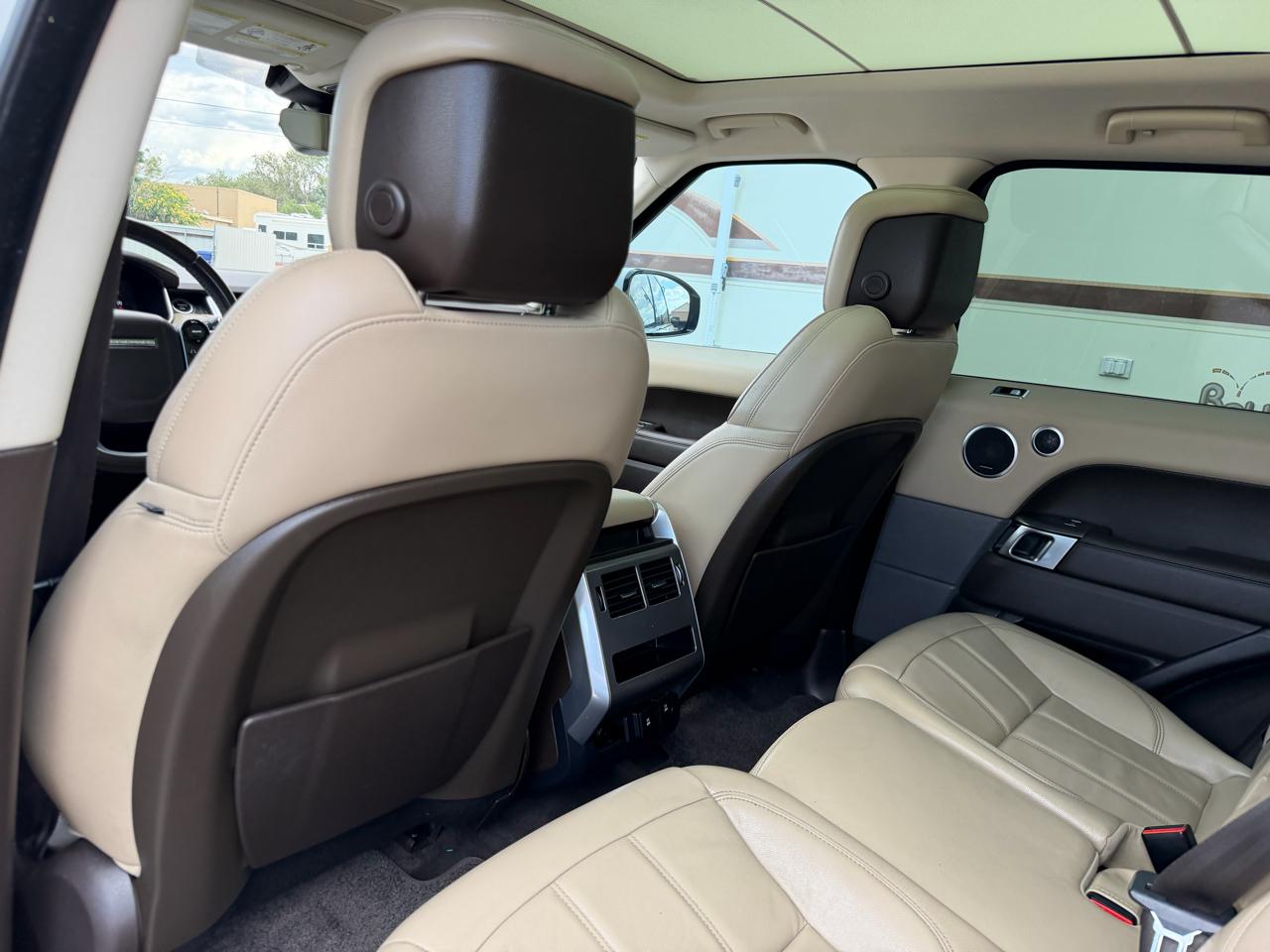 Land Rover Range Rover Sport Turbo i6 MHEV SE 2021