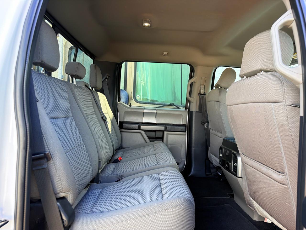 Ford Super Duty F-250 SRW XLT 4WD Crew Cab 6.75' Box 2021