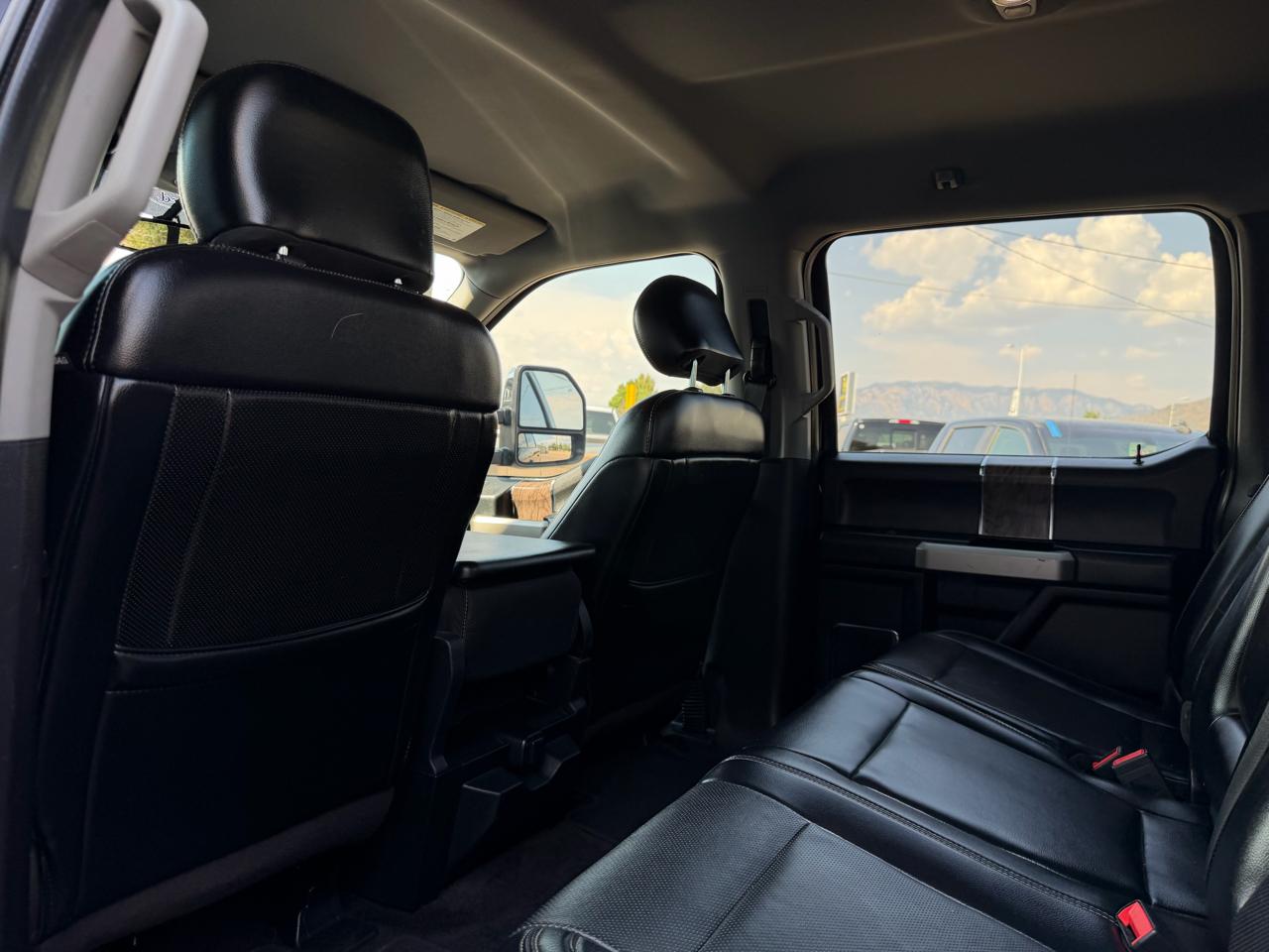 Ford Super Duty F-250 SRW King Ranch 4WD Crew Cab 8' Box 2018