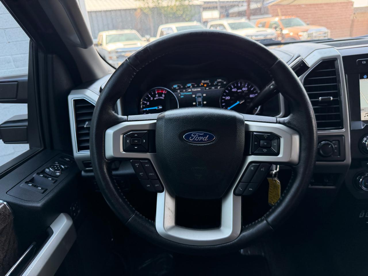 Ford Super Duty F-250 SRW King Ranch 4WD Crew Cab 8' Box 2018