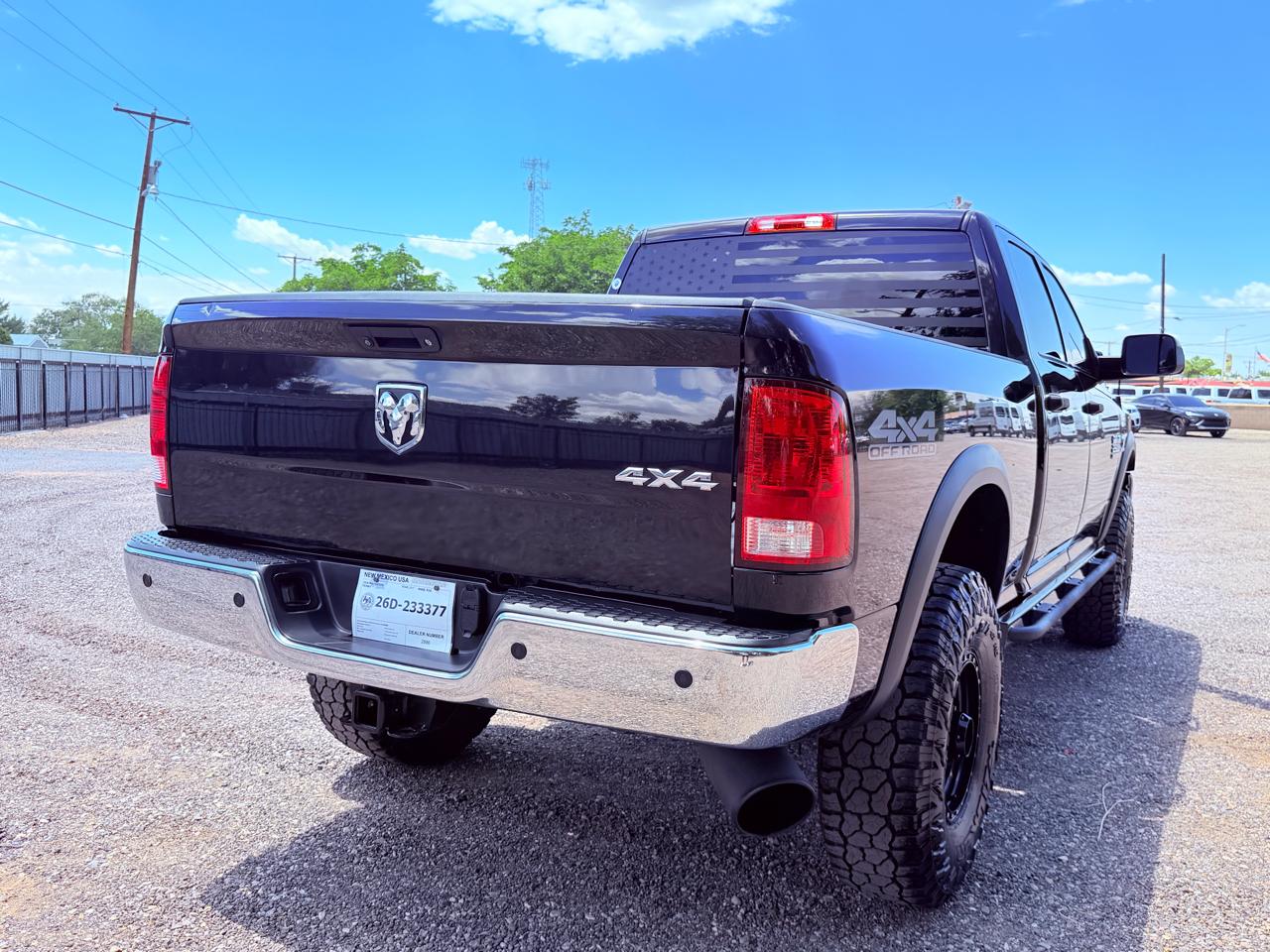 RAM 2500 Tradesman 4x4 Crew Cab 6'4" Box 2017