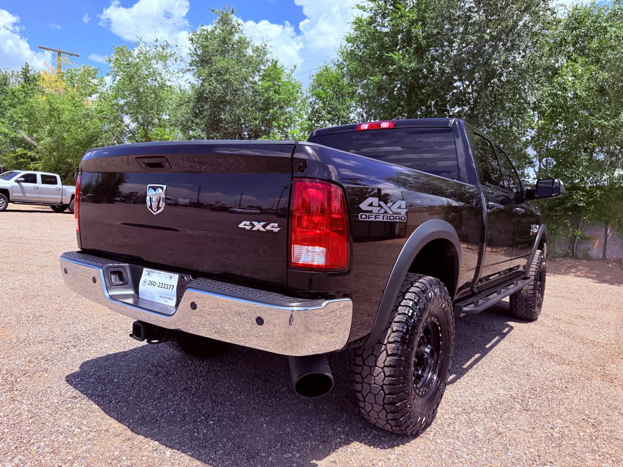 RAM 2500 Tradesman 4x4 Crew Cab 6'4" Box 2017
