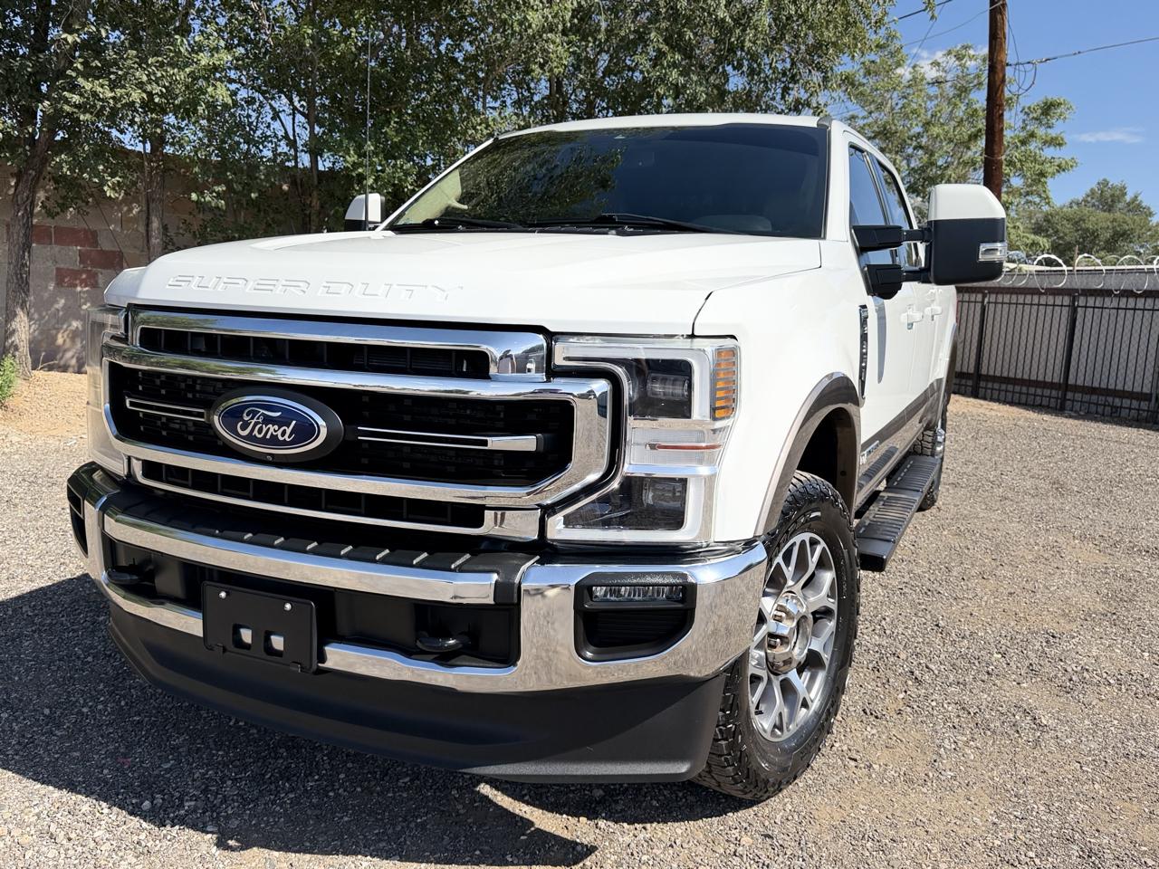 Ford Super Duty F-350 SRW Lariat 4WD Crew Cab 6.75' Box 2022