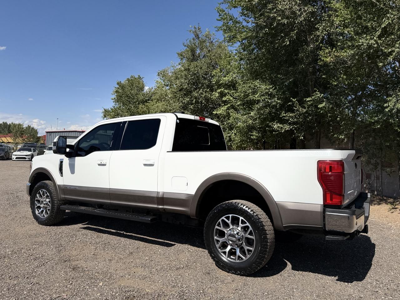 Ford Super Duty F-350 SRW Lariat 4WD Crew Cab 6.75' Box 2022