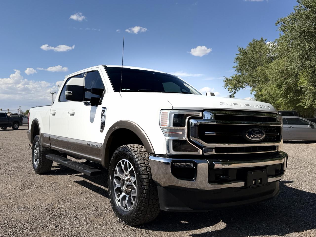 Ford Super Duty F-350 SRW Lariat 4WD Crew Cab 6.75' Box 2022