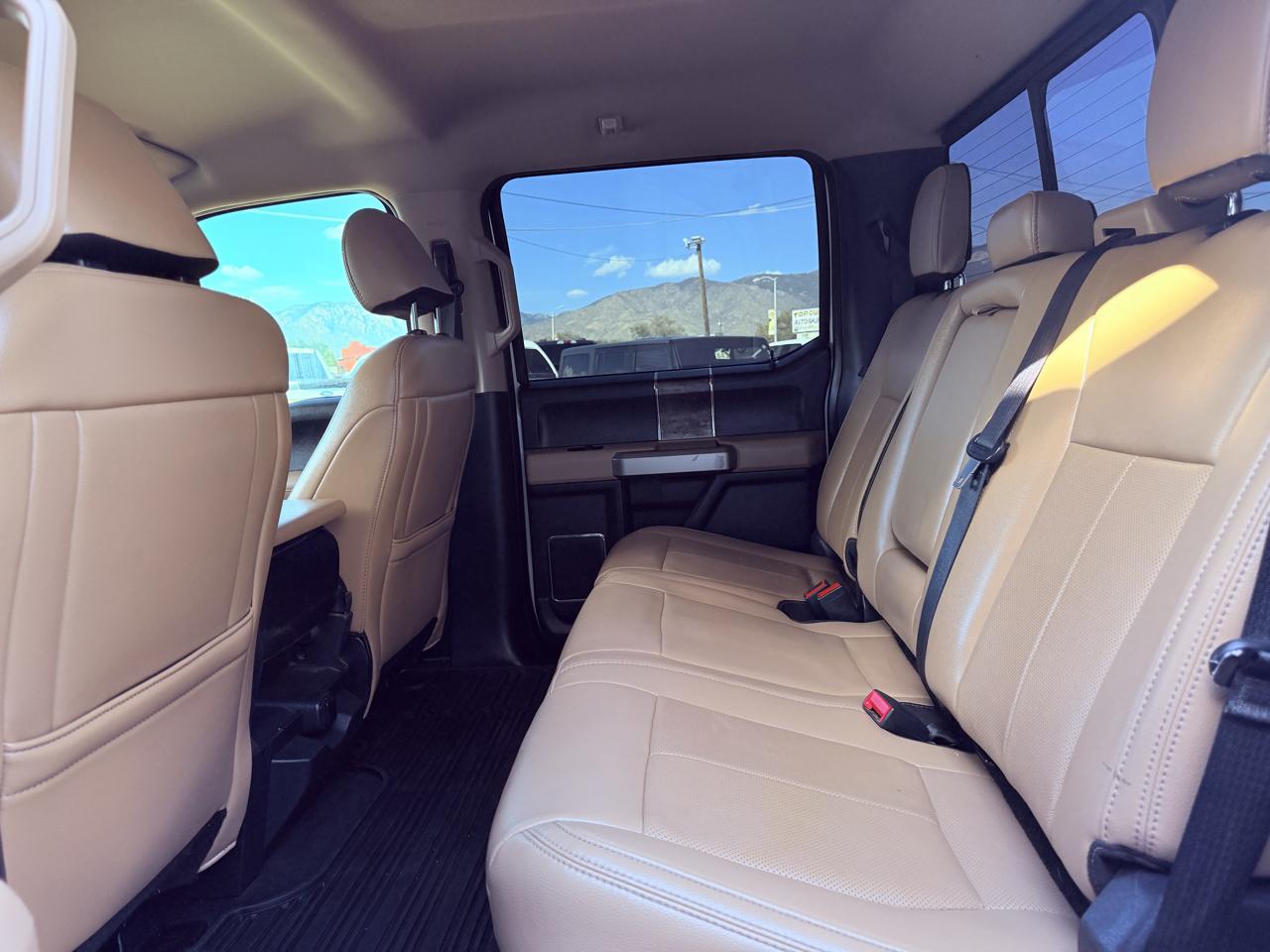 Ford Super Duty F-350 SRW Lariat 4WD Crew Cab 6.75' Box 2022