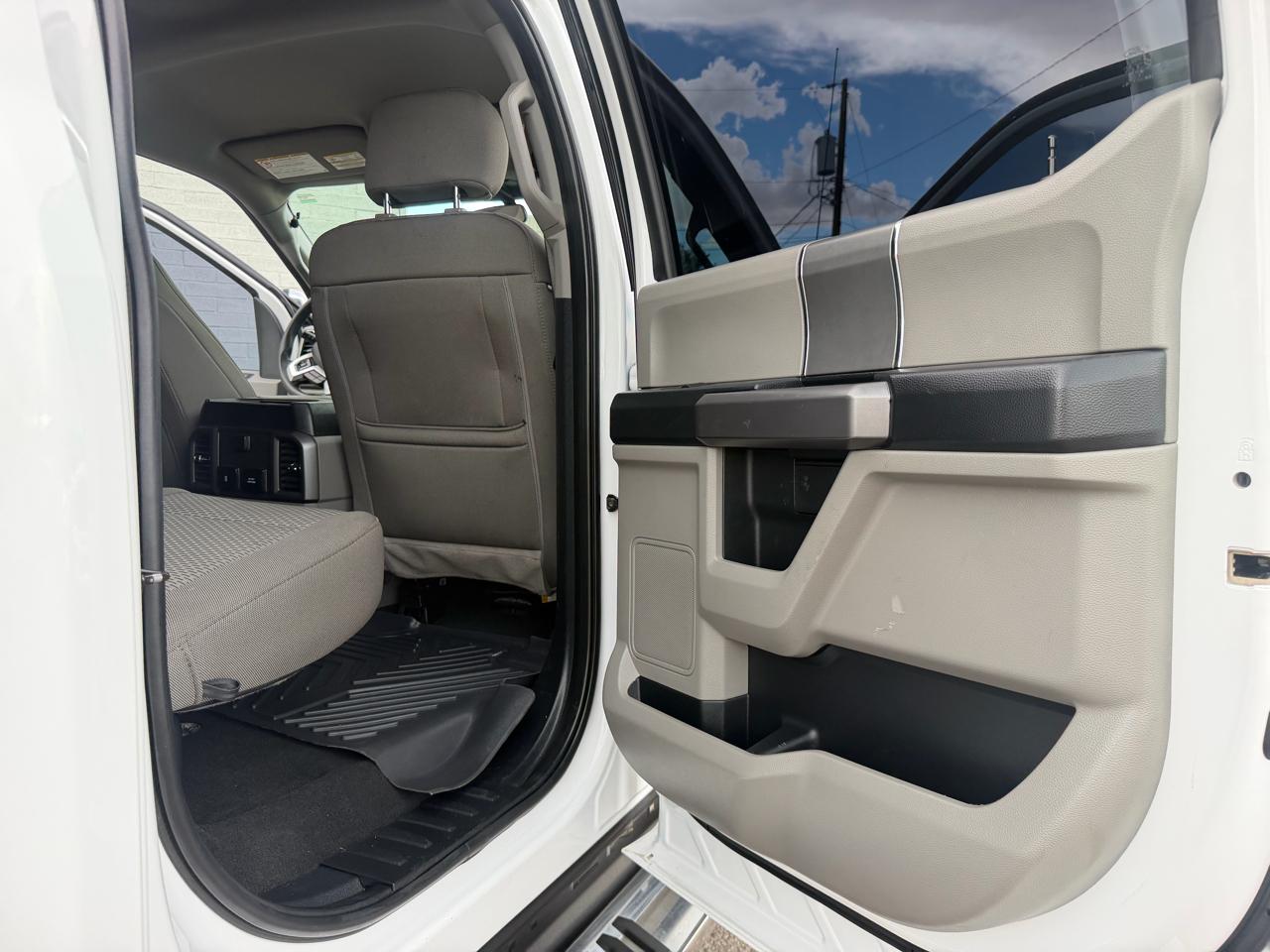 Ford Super Duty F-250 SRW XLT 4WD Crew Cab 6.75' Box 2020