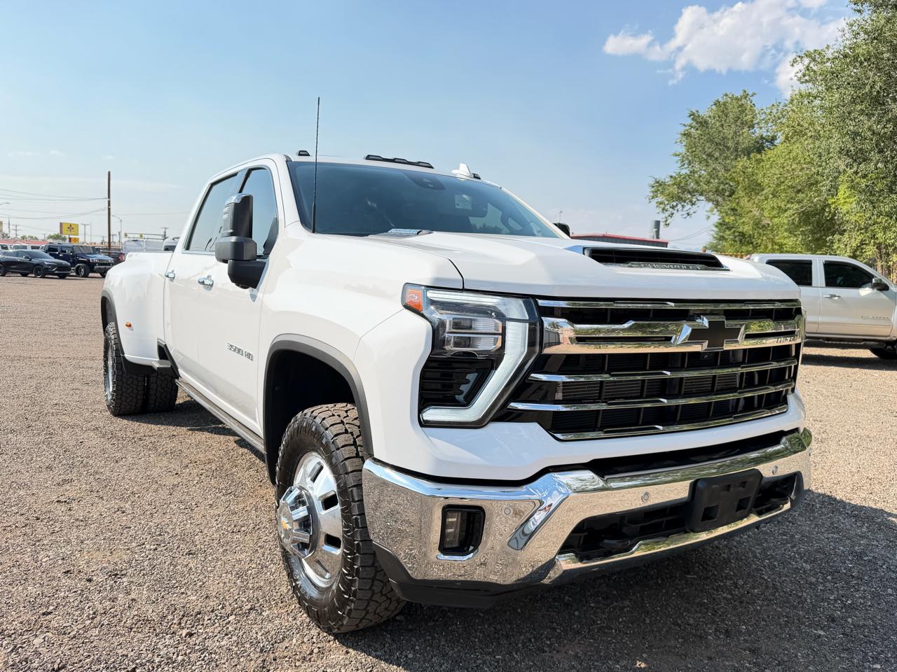 Chevrolet Silverado 3500HD 4WD Crew Cab 172" LTZ 2024