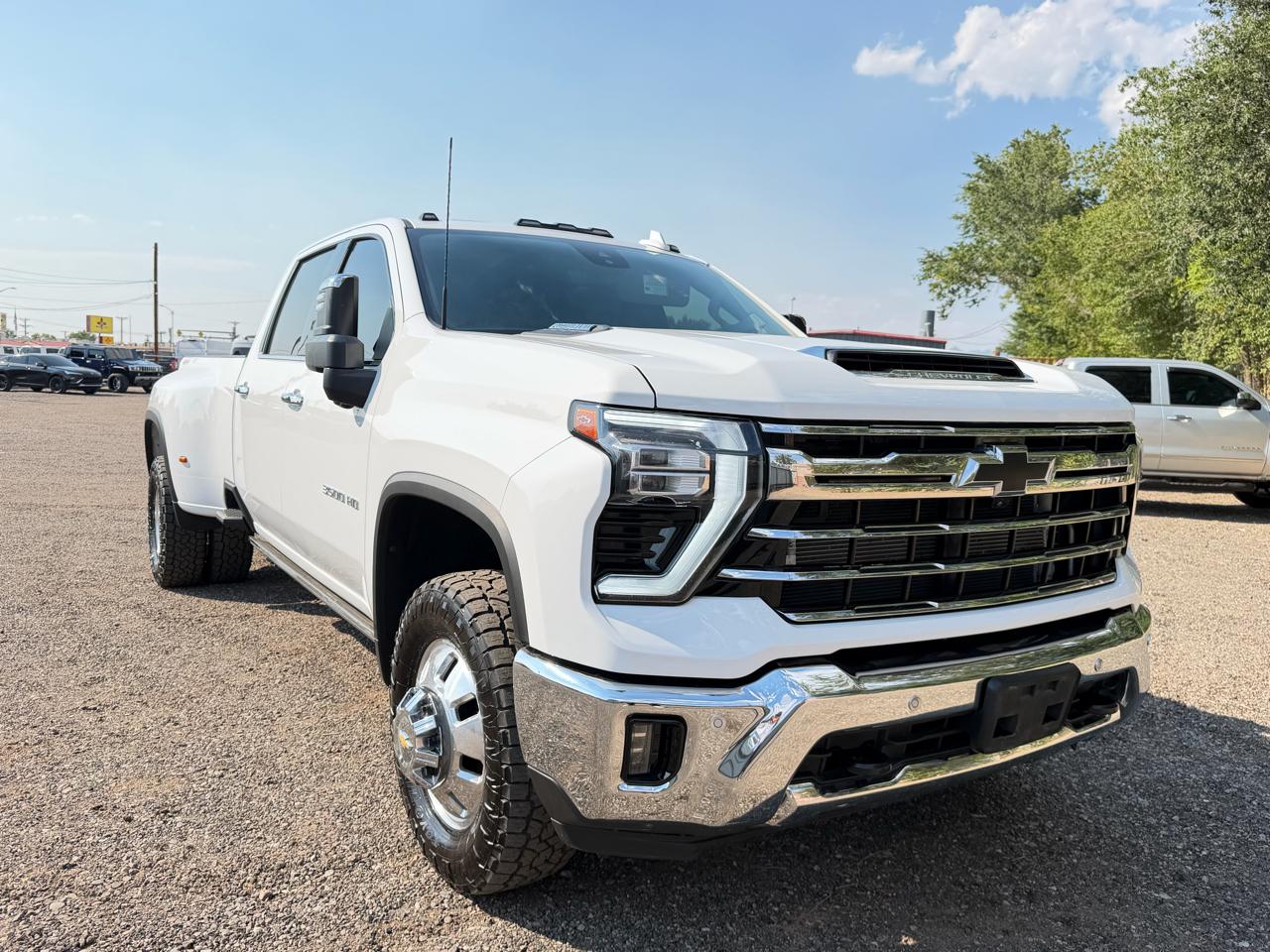 Chevrolet Silverado 3500HD 4WD Crew Cab 172" LTZ 2024