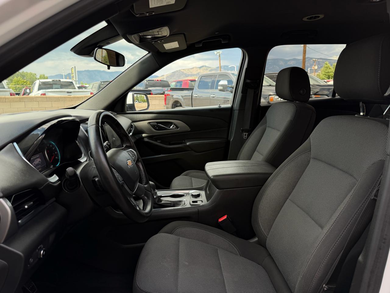 Chevrolet Traverse AWD 4dr LT Cloth w/1LT 2023